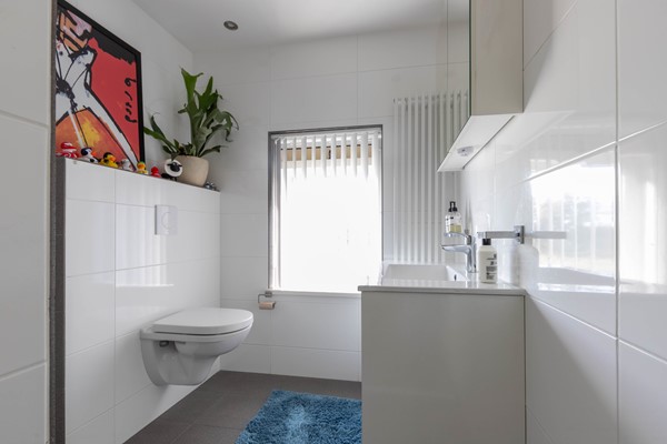 Medium property photo - Noordeinde 64, 2451 AH Leimuiden